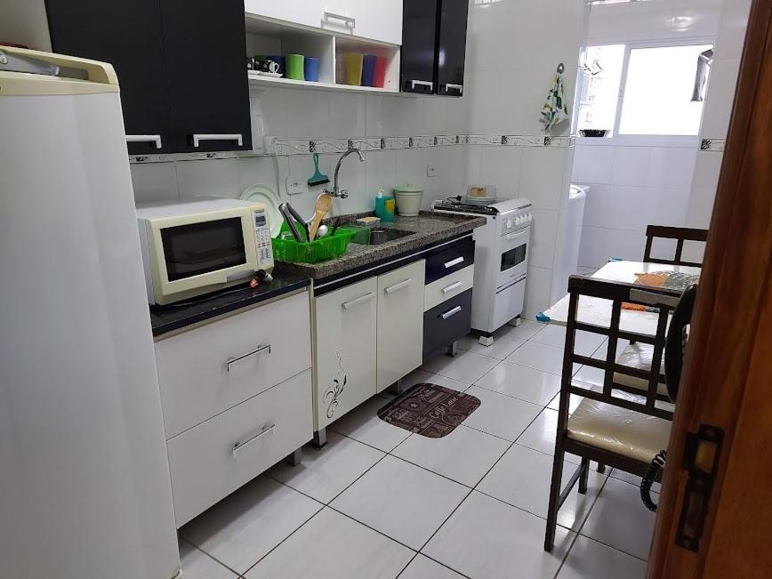 Em Frente A Apartamento